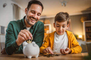 Leia mais sobre o artigo Educação financeira infantil: como ensinar seu filho a construir riqueza desde cedo
